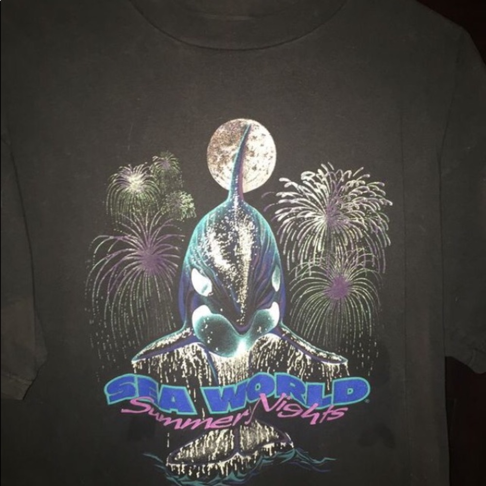 Vintage Sea world T-shirt